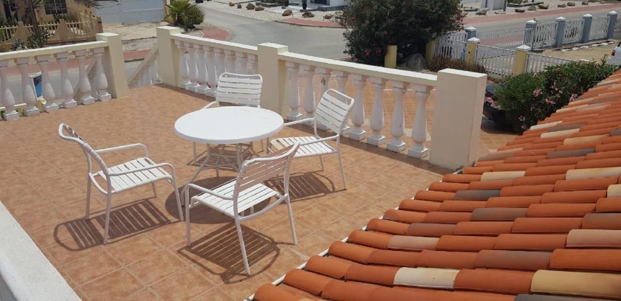 Aruba Cunucu Residence Palm Beach Esterno foto