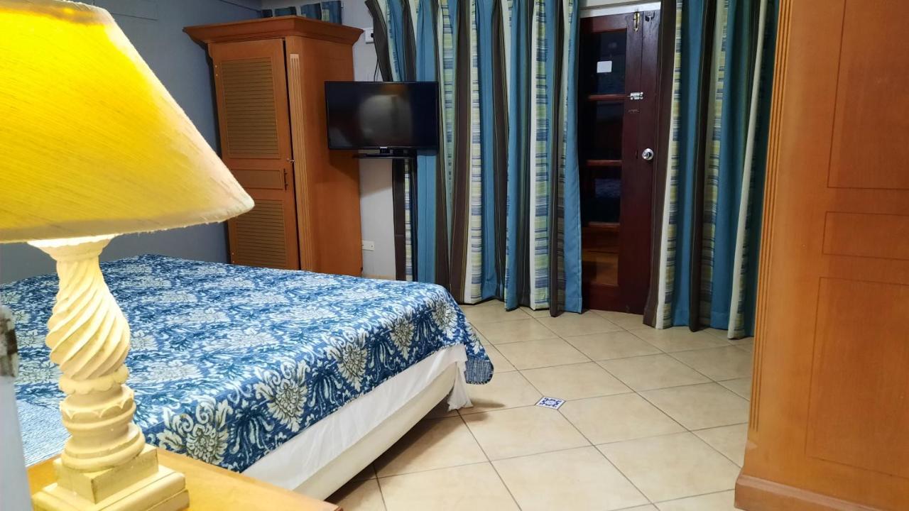 Aruba Cunucu Residence Palm Beach Esterno foto