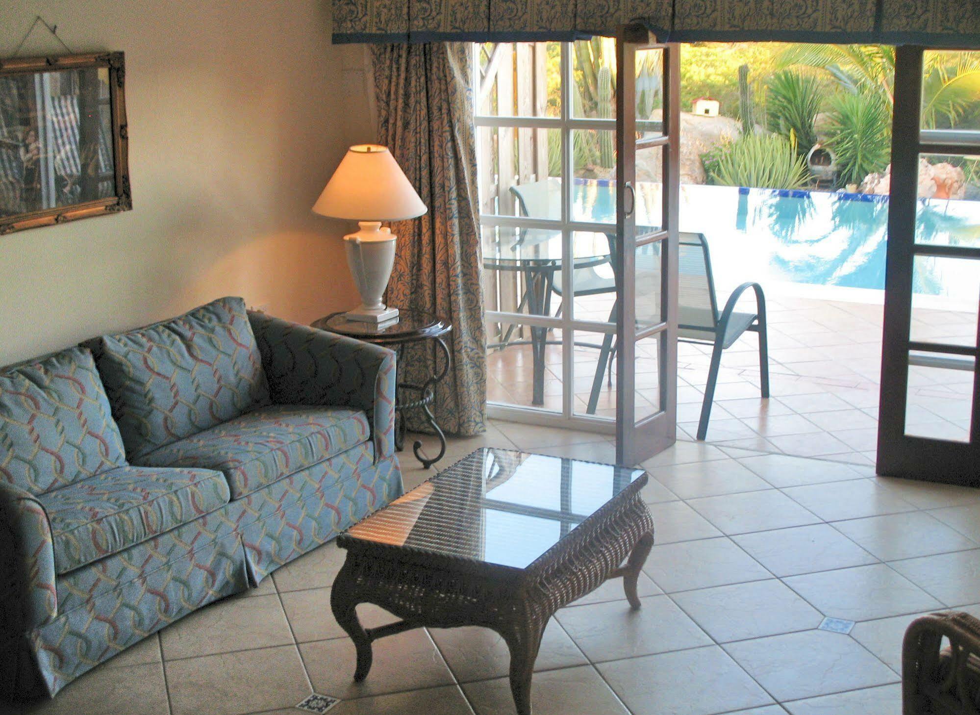 Aruba Cunucu Residence Palm Beach Esterno foto
