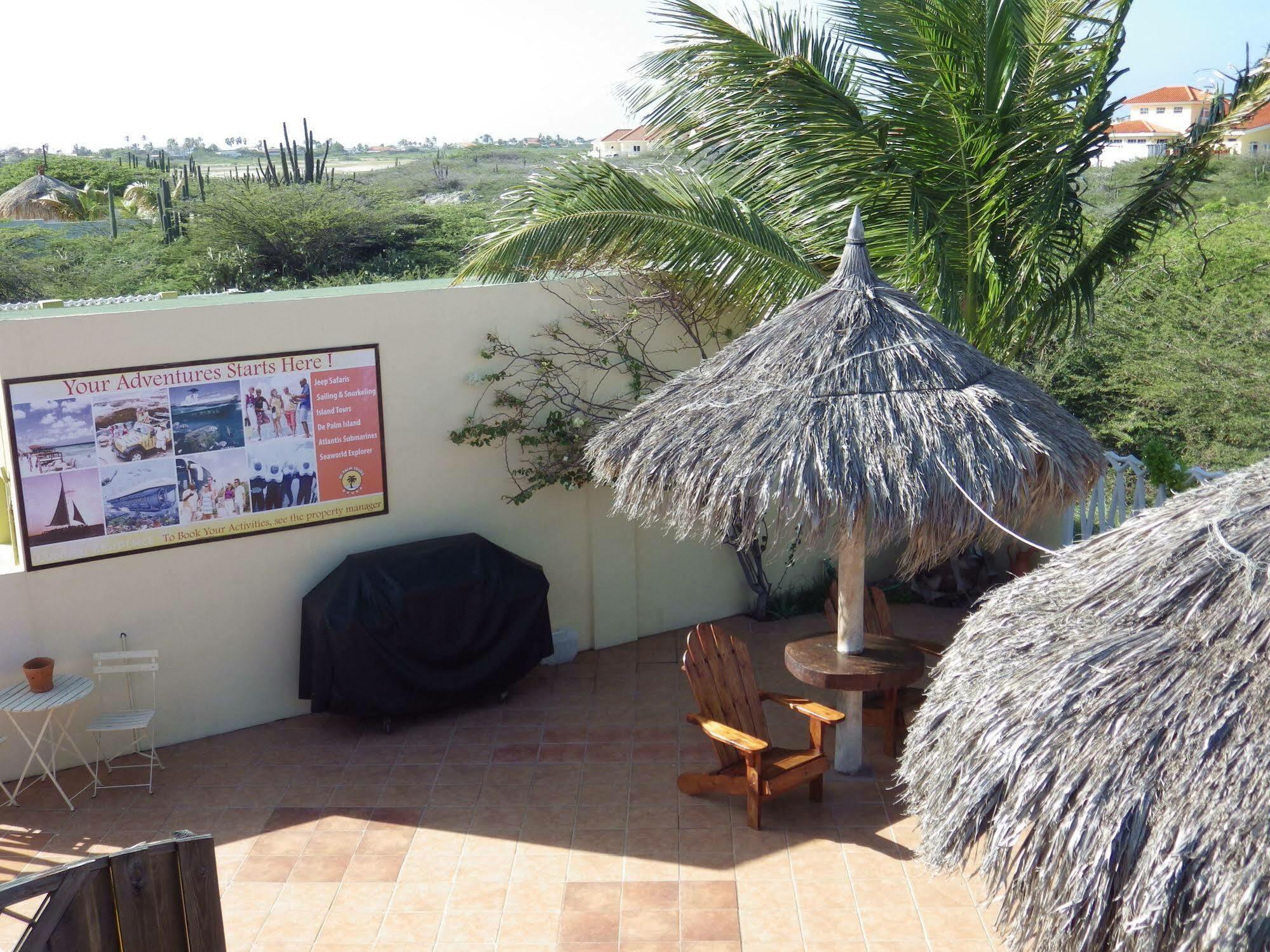 Aruba Cunucu Residence Palm Beach Esterno foto